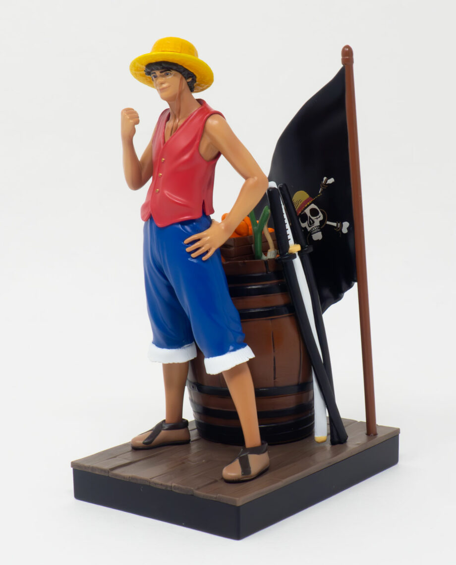 Neamedia Icons One Piece Netflix Chill Kit luffy figurine left side